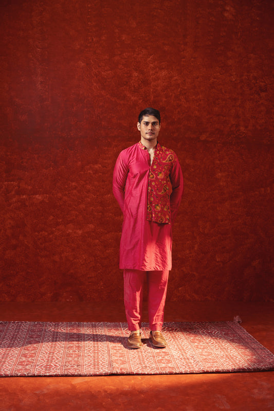 VIVA MAGENTA MEN'S SCULPT KURTA SET