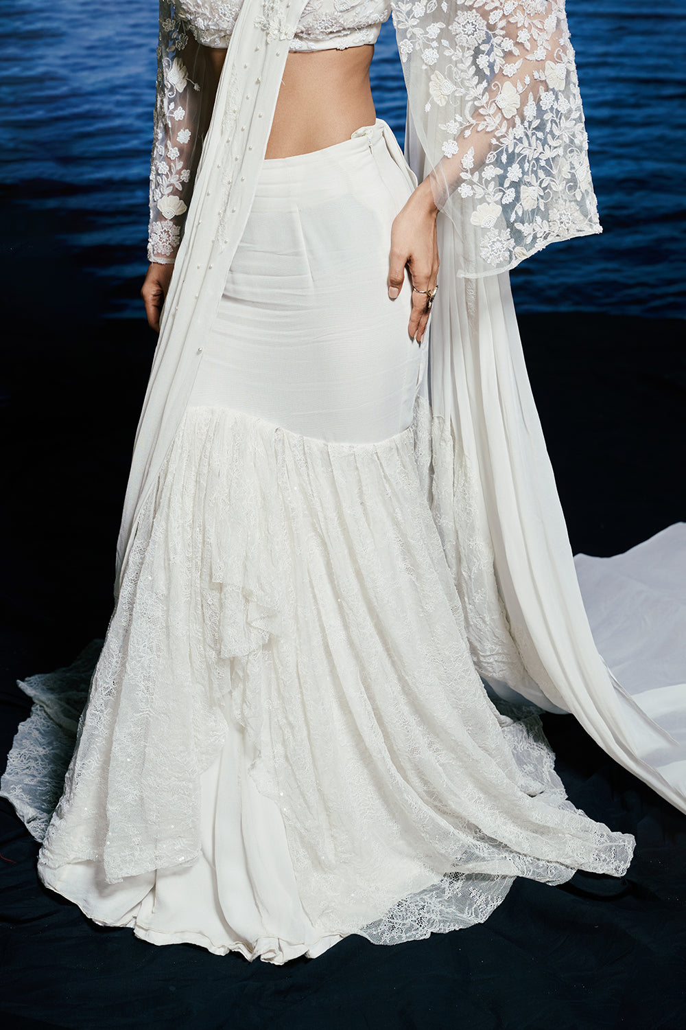 The Lyra Drape Set