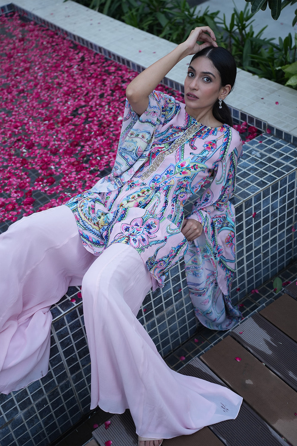 CHERRY MARDIA in Bahaar Click Me Please